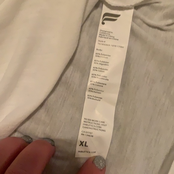 Fabletics tank - Picture 3 of 5